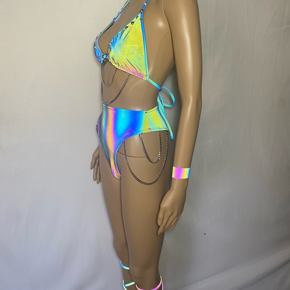 Two piece set - Picture 9 of 11